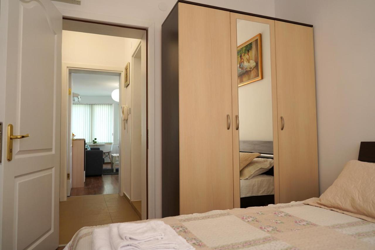 Shushi'S 1 Bedroom Central Apartment Plovdiv Kültér fotó
